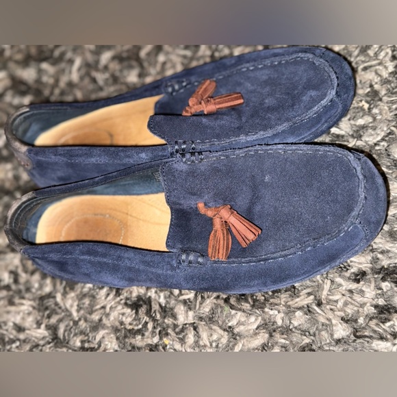 Men's Blue Suede Loafers with Tassels - Picture 3 of 10
